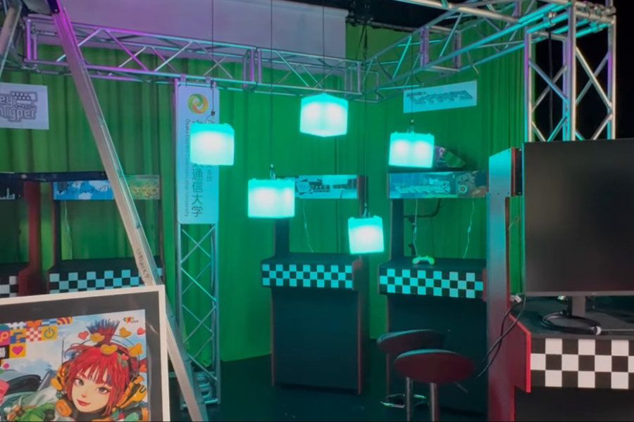 VisLab OSAKA/大阪電気通信大学 presents みんなであそぶデジタルたいけん